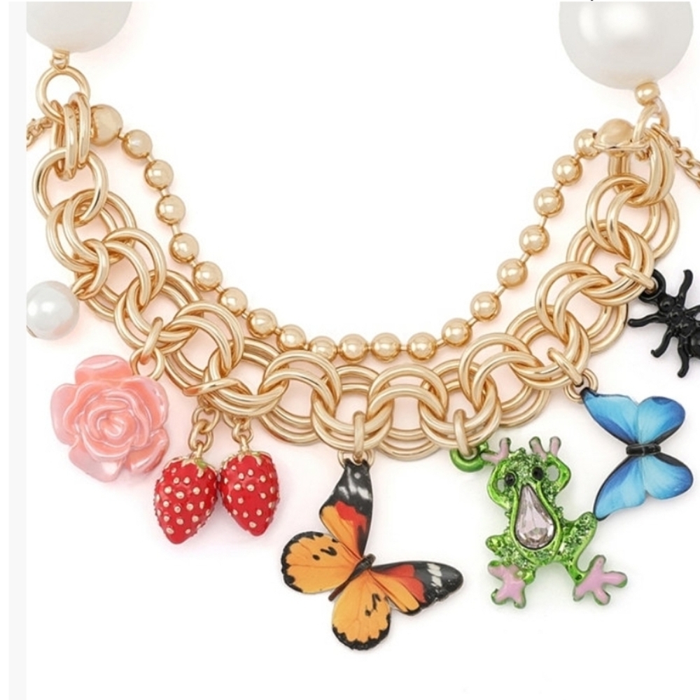 🦋🔹️Betsey Johnson🔹️ Faux Stone Butterfly Mixed Charm pearl Stretch Bracelet - Picture 2 of 5